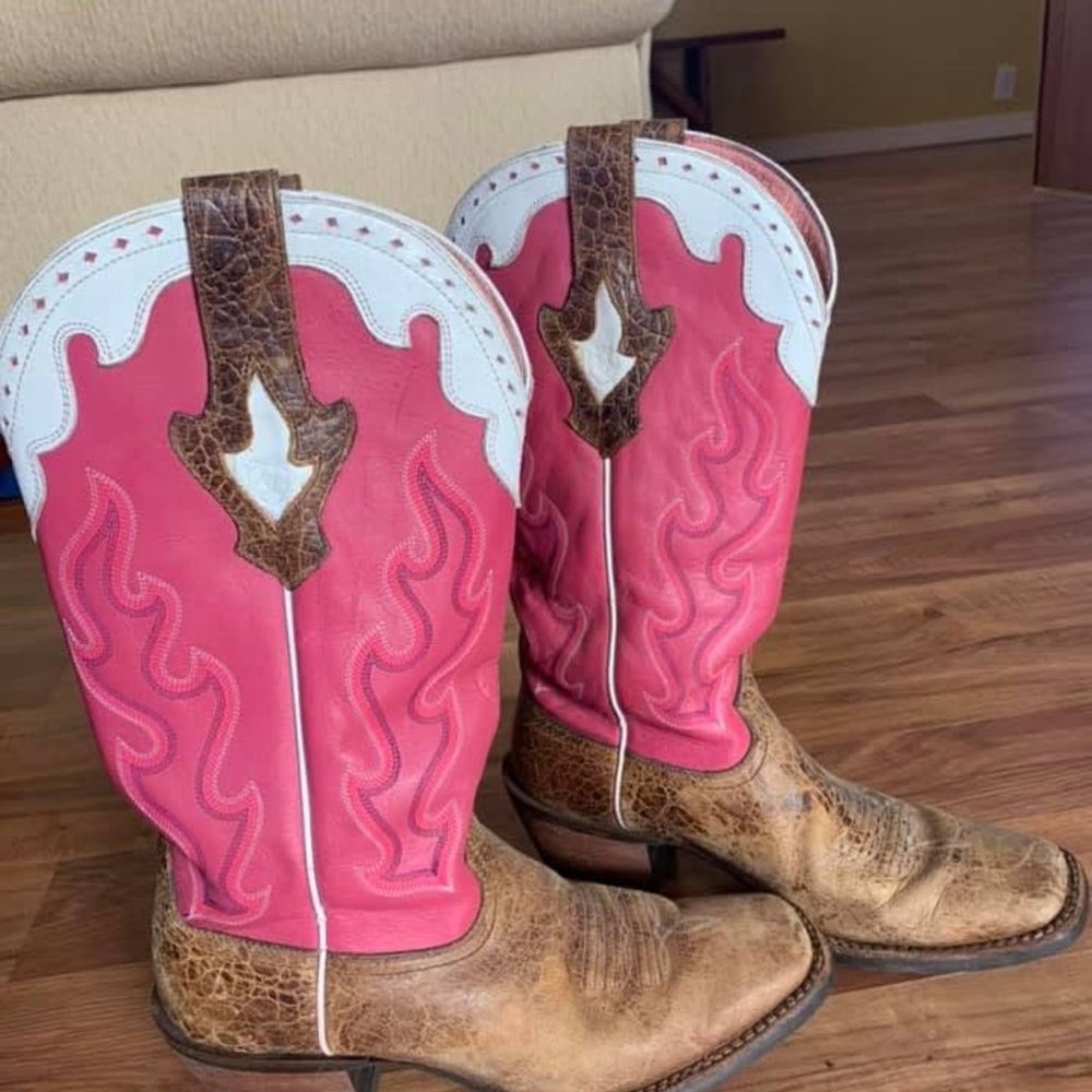 Ariat | Pink and Brown Western Cowboy Boots